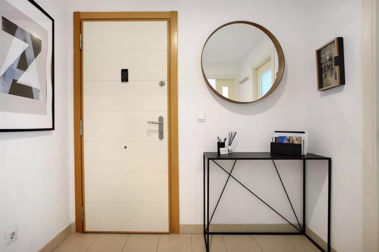 Malaga Campus Apartment Parking Included Eksteriør billede