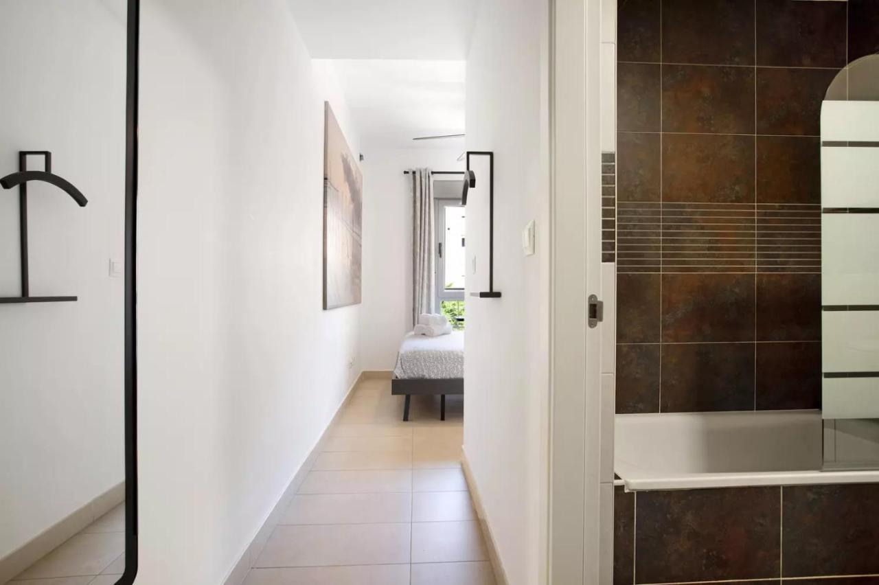 Malaga Campus Apartment Parking Included Eksteriør billede